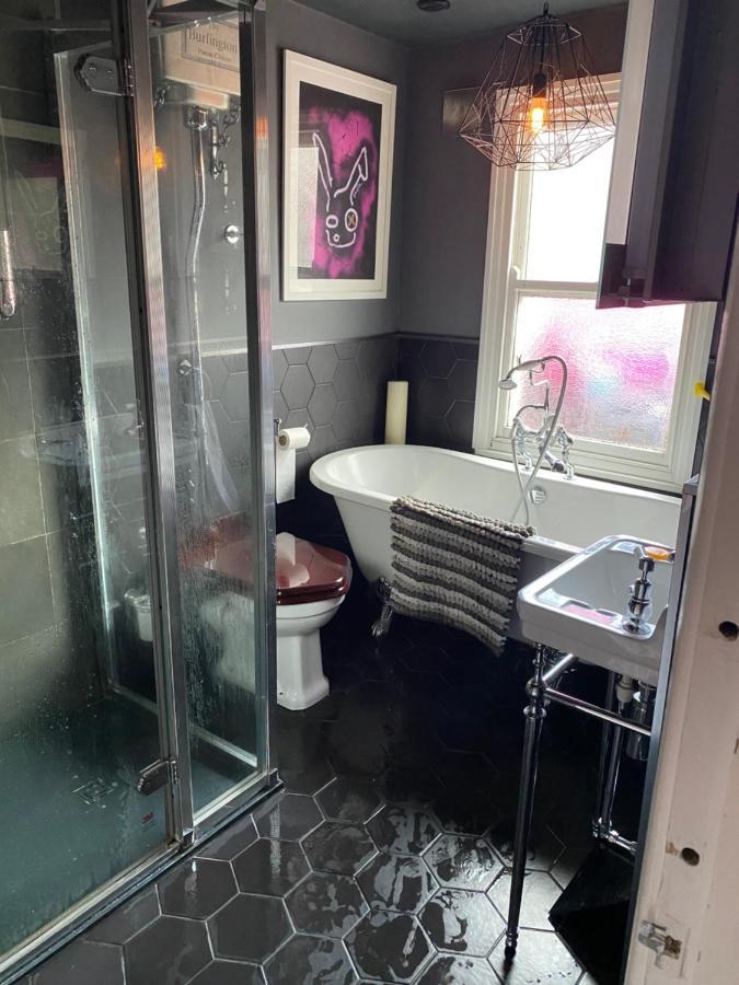 Luxury 2 Bedroom Flat Heart Of Camden Londyn Zewnętrze zdjęcie